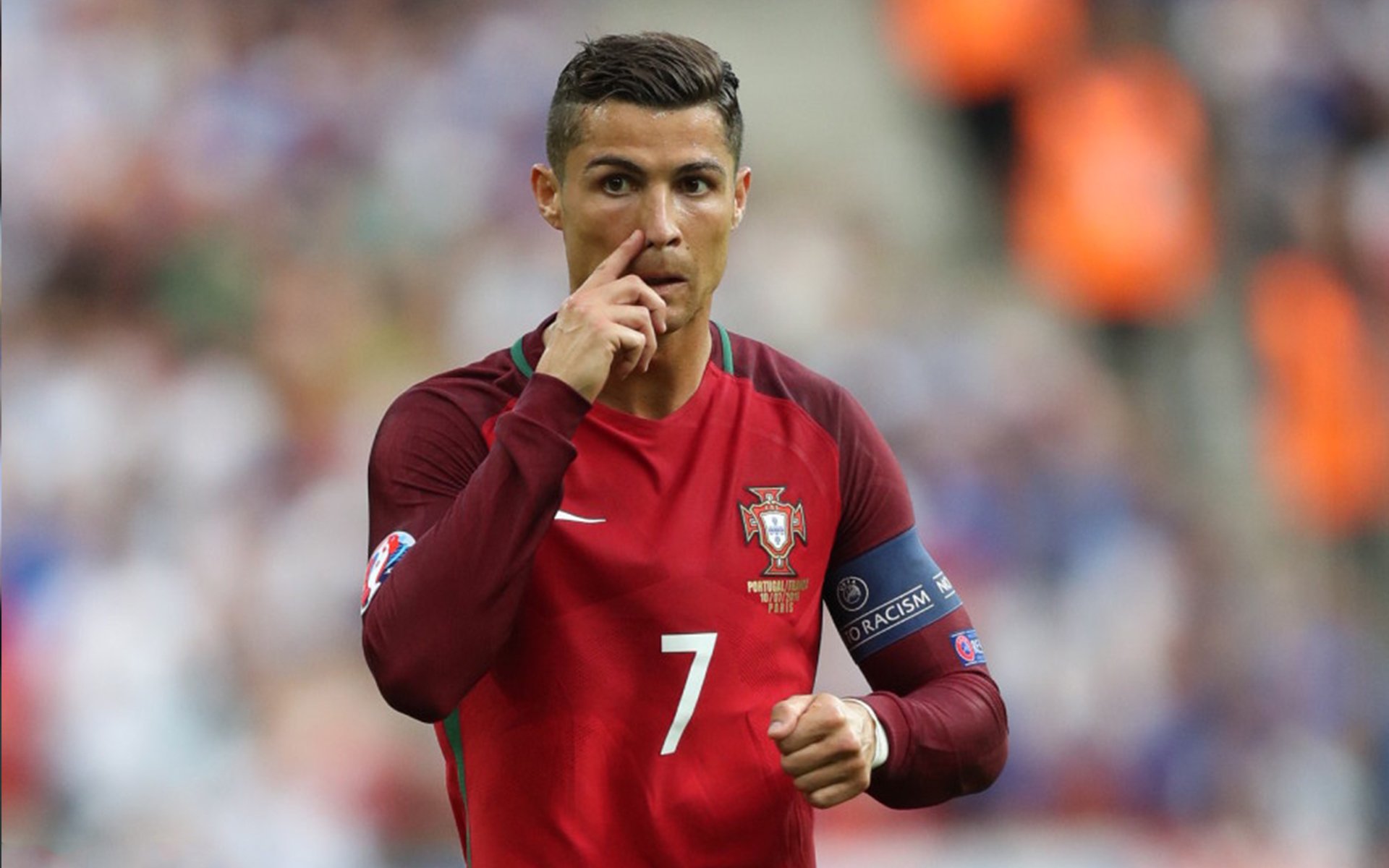 _极夜冰川滑雪：在北极光中疾驰_，北极光滑雪场